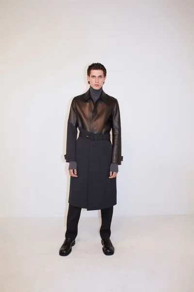 Look 28